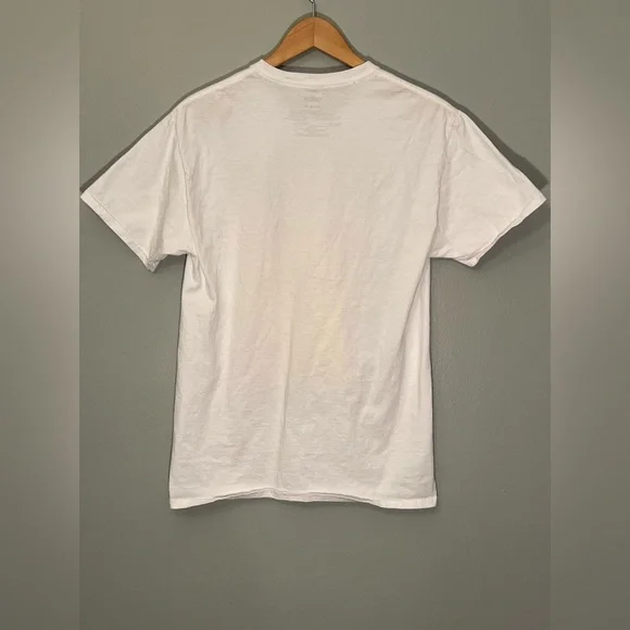 Pokémon Pikachu T Shirt Unisex Adult Size Medium - Picture 2 of 3